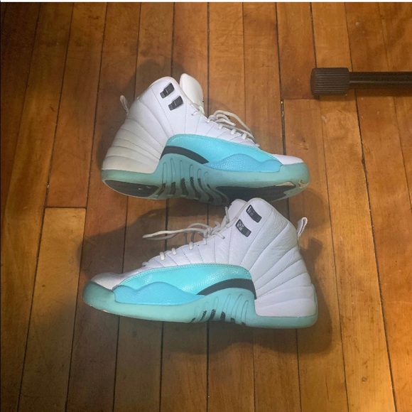 Air Jordan 12 GS ‘Light Aqua’ - Picture 2 of 10
